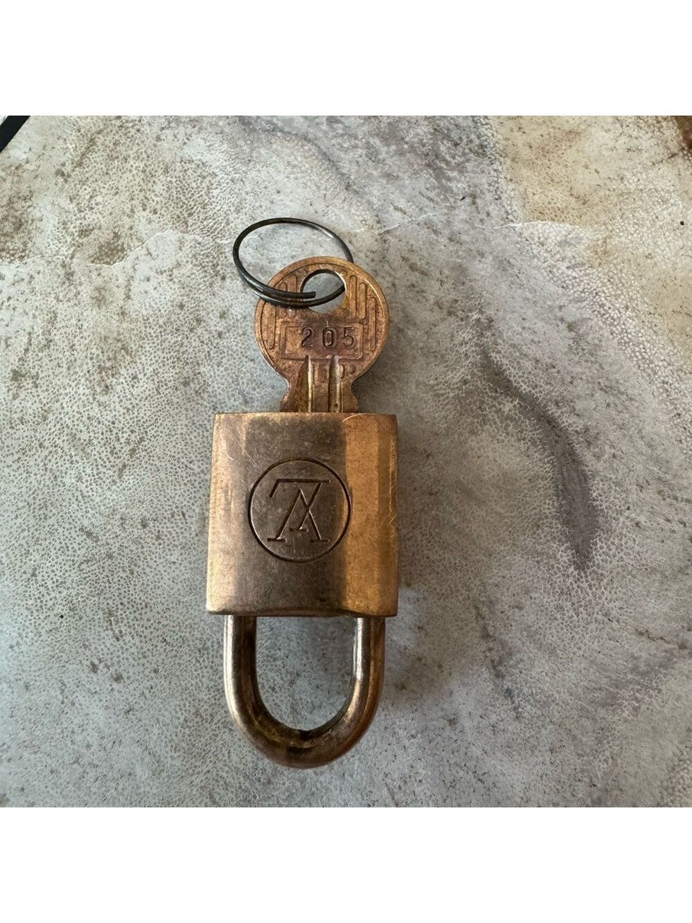 Listing for ONLY ONE 200 series Louis Vuitton Lock and Key - 203, 205 or 222 - Picture 4 of 13
